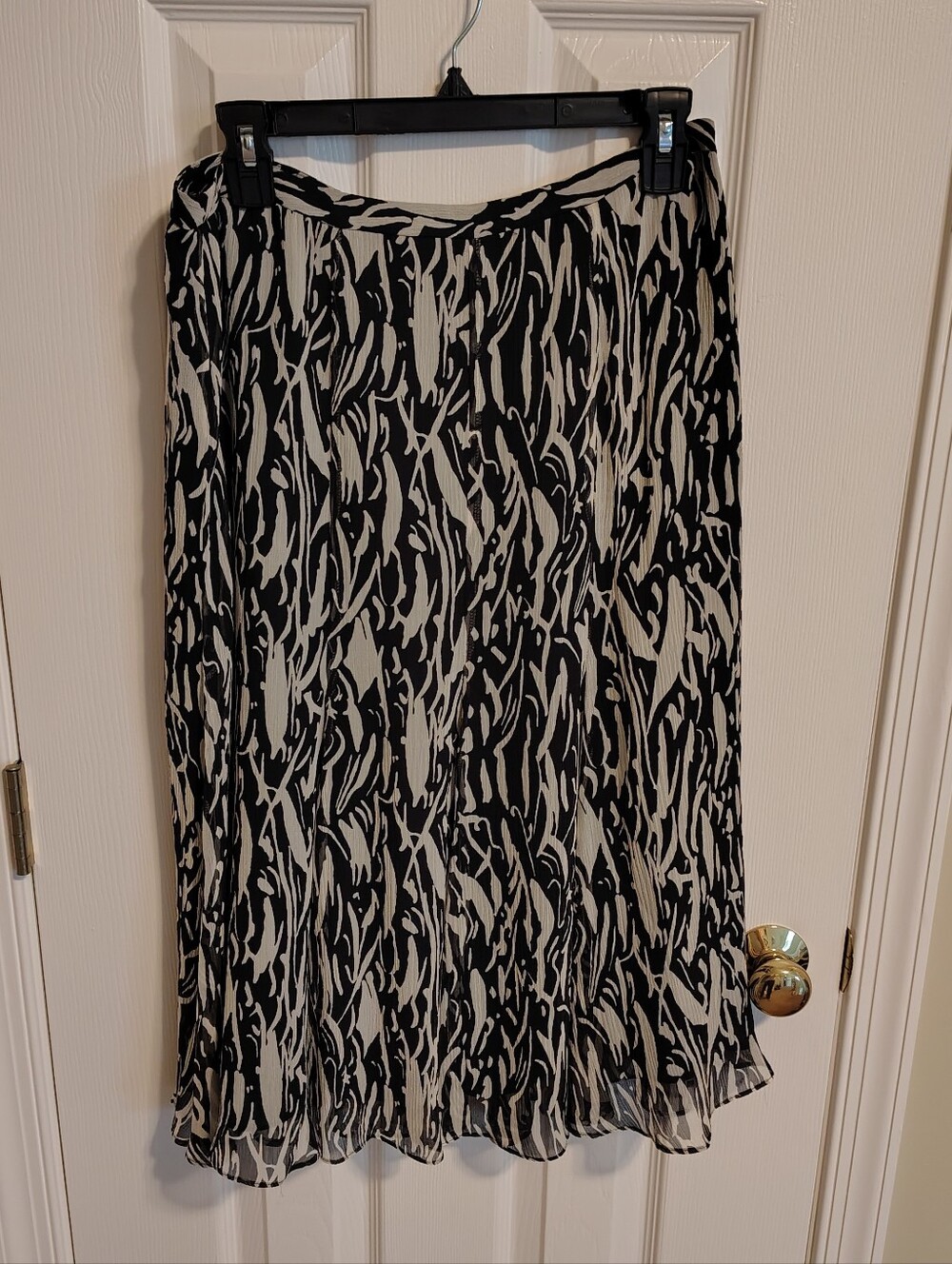 Black And Tan Jones New York Chiffon Skirt. Sz 8